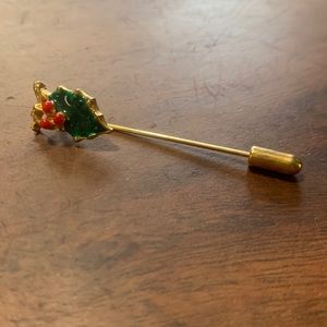 Vintage enamel hat pin Holly leaf and berries